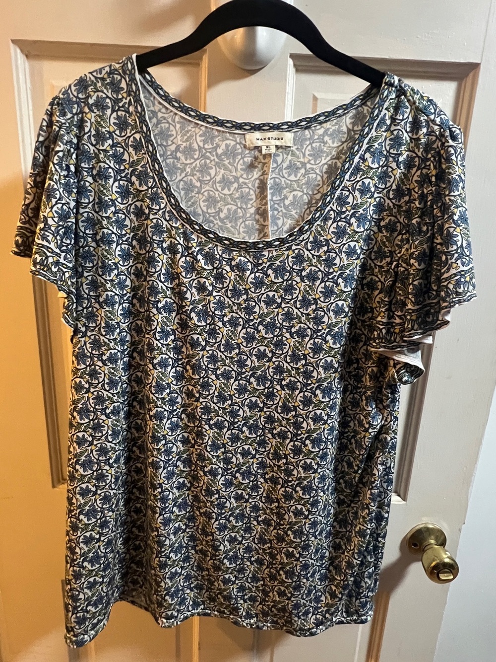 Max Studio Blue Floral Scoop-Neck Short Sleeve Tee